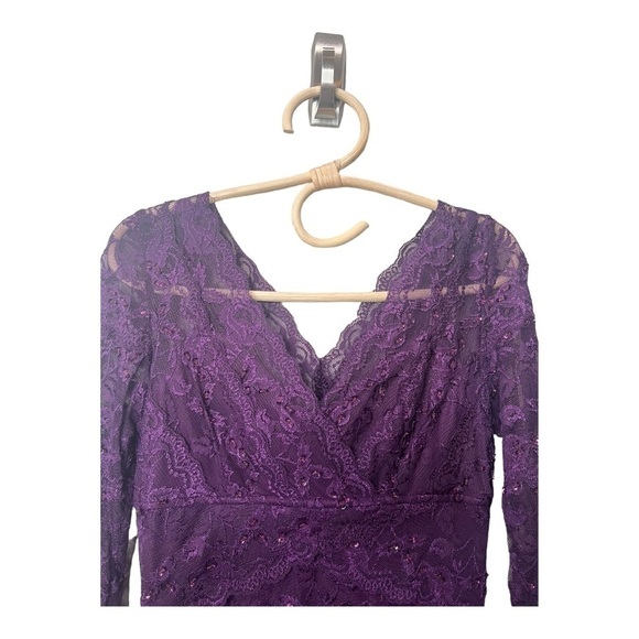 Cache Purple Sequin Lace V-Neckline Fitted Special Occasion Dress Womens Size 2 - Picture 2 of 15